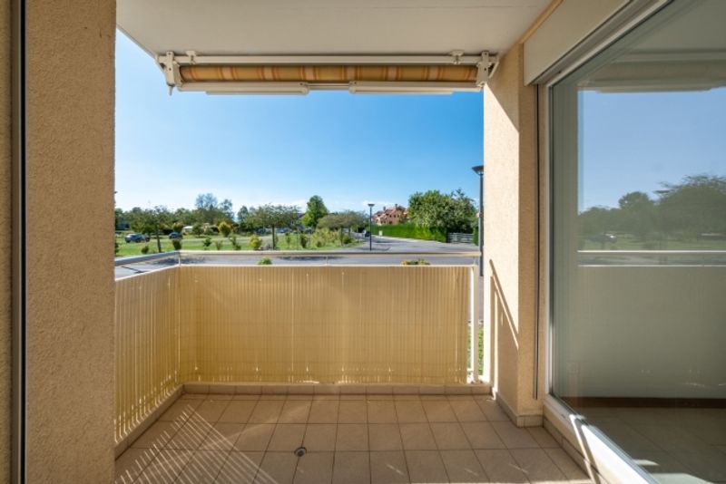 Helle 2,5-Zimmer-Wohnung mit Balkon und Innenparkplatz - 8