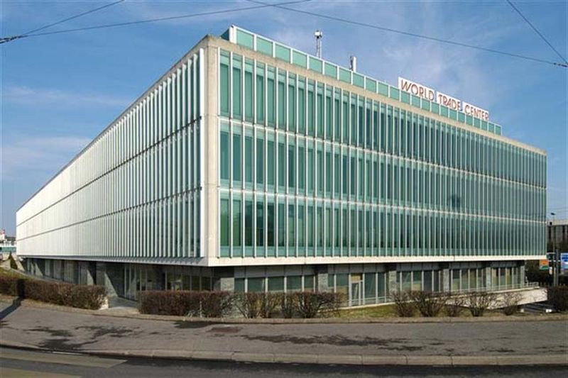 Surface commerciale de 450 m2 au coeur du World Trade Center II - 1