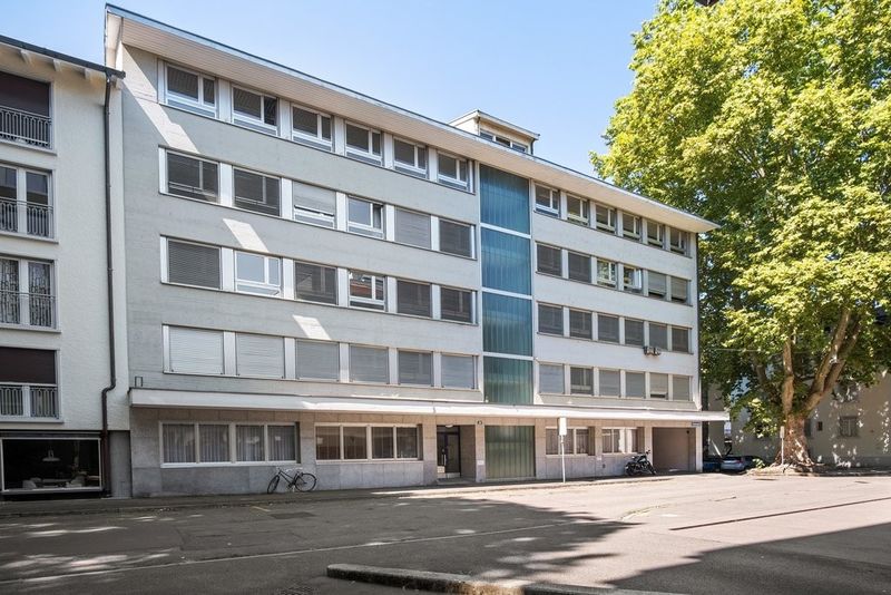 Attraktive Gewerberäumlichkeiten im Seefeld - 1