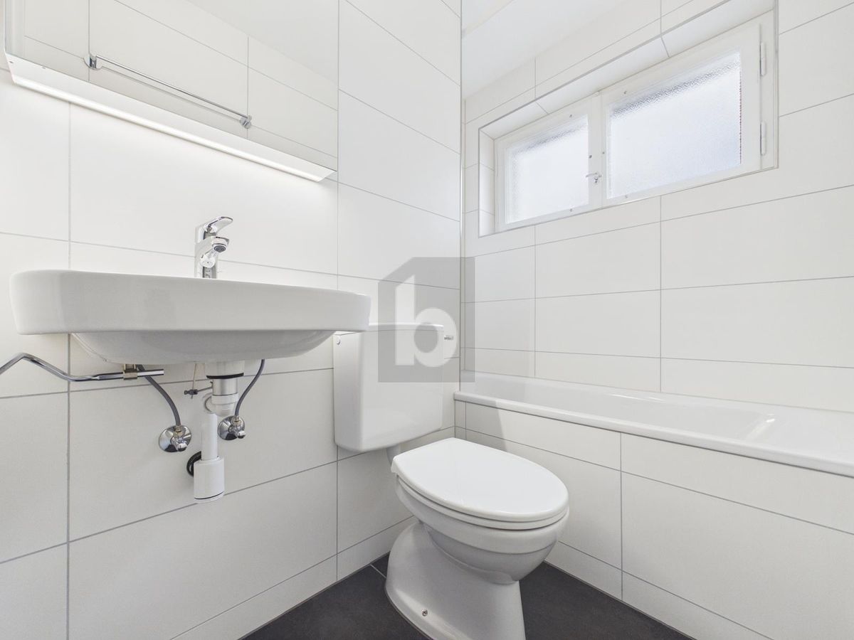 FRISCH RENOVIERT IM RUHIGEN WOHNQUARTIER - 3