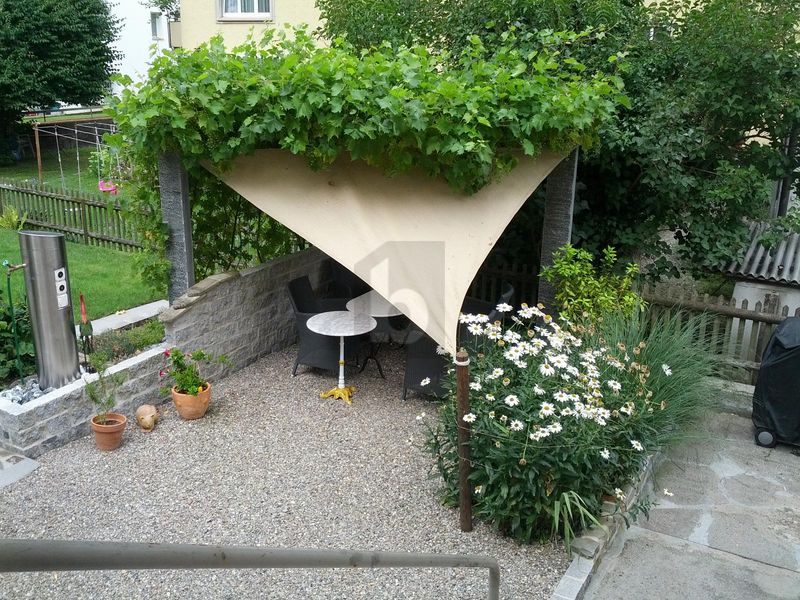 WOHNTRAUM MIT GROSSEM GARTEN UND SEENÄHE - 4
