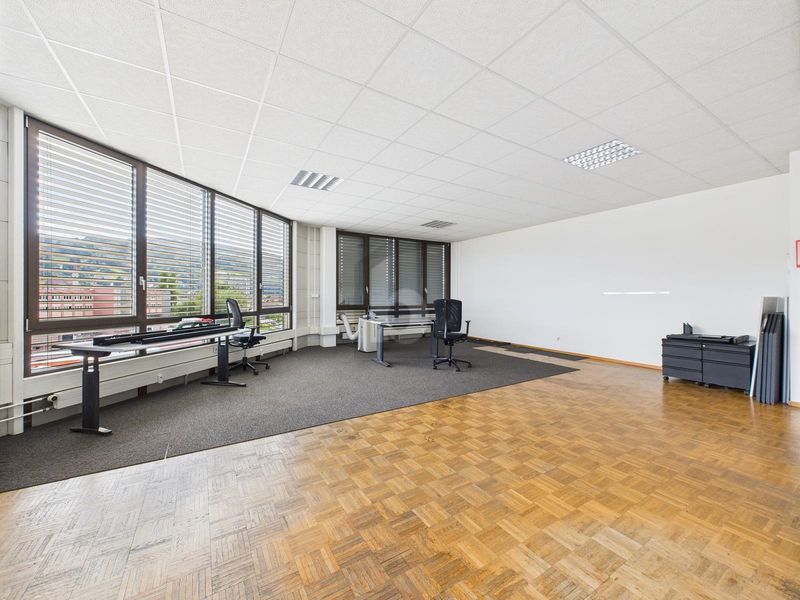 ATTRAKTIVE GESCHÄFTSLAGE IM ZENTRUM - 4