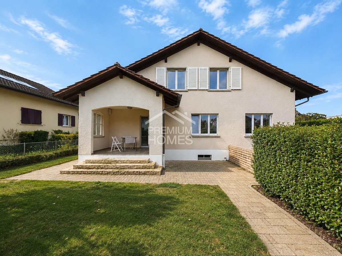 Exklusives Familienrefugium in begehrter Wohnlage - 2