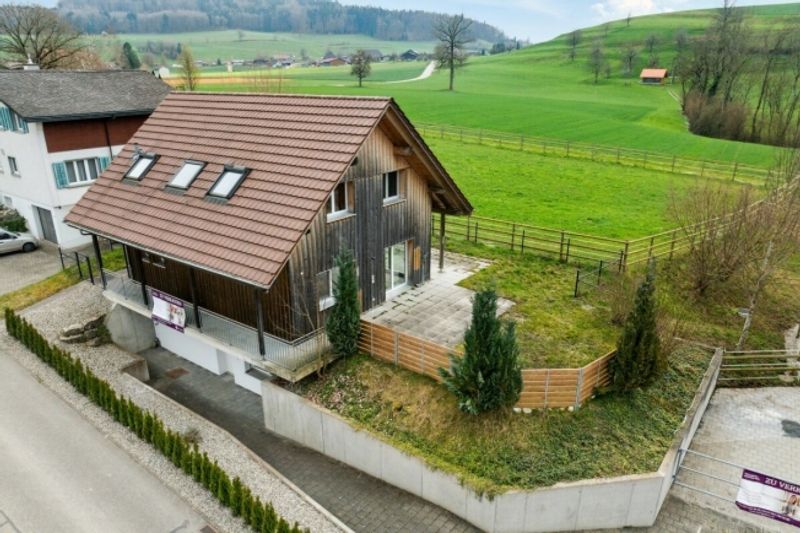 Reitsportimmobilie mit Reithalle und Wohnhaus - 12