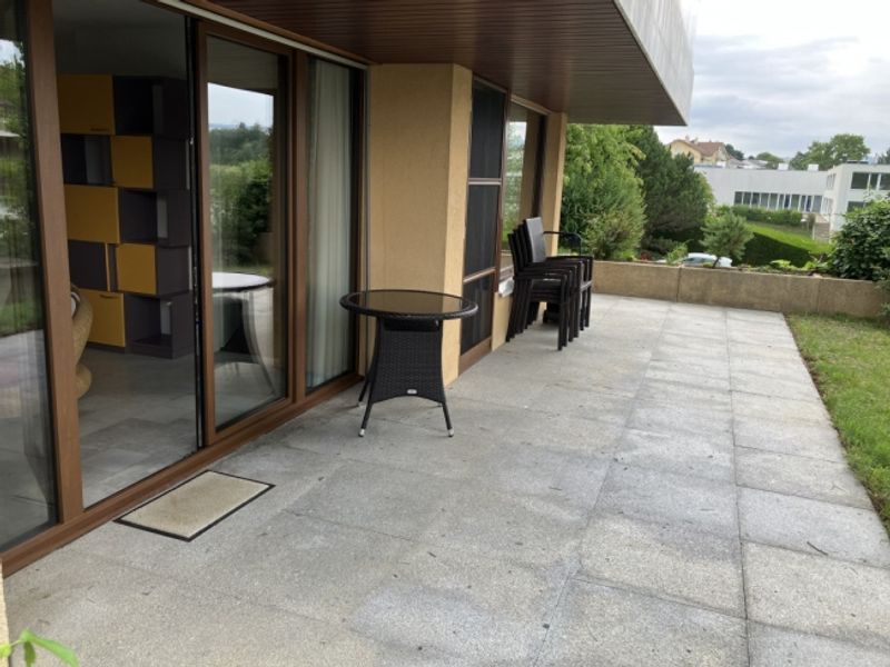 Prächtige möblierte 2-Zimmer-Wohnung mit einer Terrasse von 57 m², zwei Minuten vom See/St-Sulpice VD entfernt - 8
