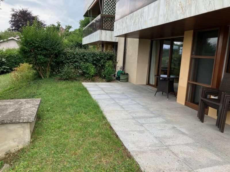 Prächtige möblierte 2-Zimmer-Wohnung mit einer Terrasse von 57 m², zwei Minuten vom See/St-Sulpice VD entfernt - 9