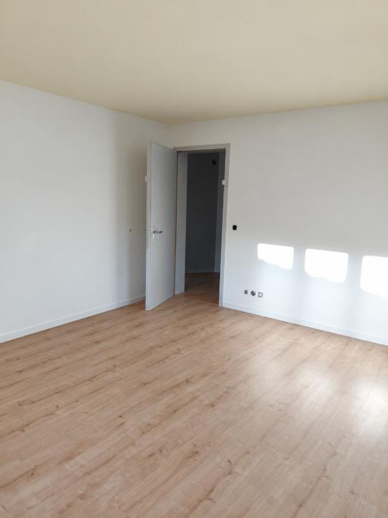 4 Zimmer Wohnung - 4