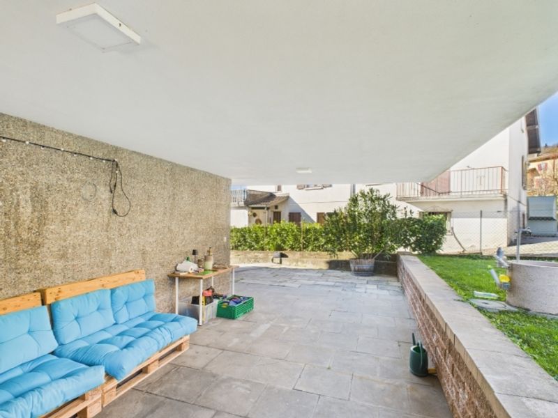 Villa elegante di 6.5 locali con locale commerciale annesso a Mendrisio, Canton Ticino. - 9