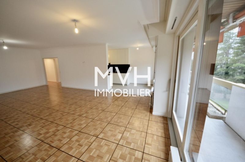 5,5 renovierte Zimmer in ruhiger Lage mit Swimmingpool - 4