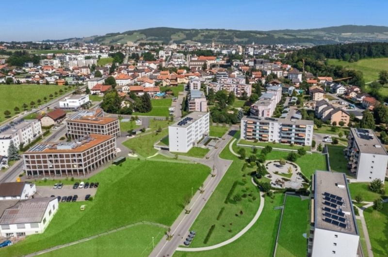 CHARMANTE 21/2-Zimmer-Wohnung komplett renoviert! - 8