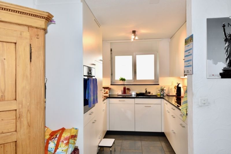 Grosszügige Wohnung 
an zentraler Lage - 7