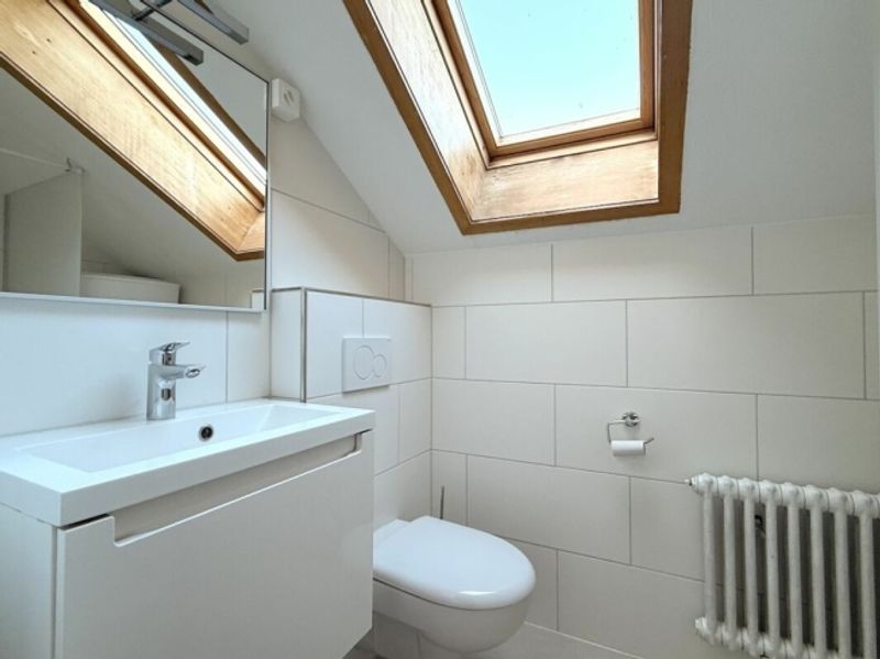 3-ZIMMER DACHWOHNUNG AN RUHIGER LAGE - 12