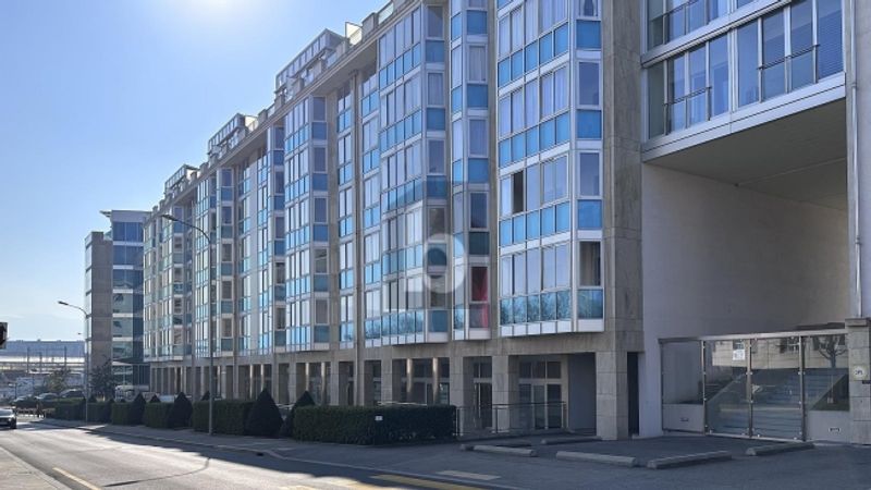 À PROXIMITÉ DIRECTE DES NATIONS UNIES - 2