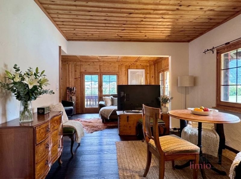 EINE SELTENE GELEGENHEIT Umfassend renoviertes Chalet mit Einliegerwohnung und Ausbaupotential - 8
