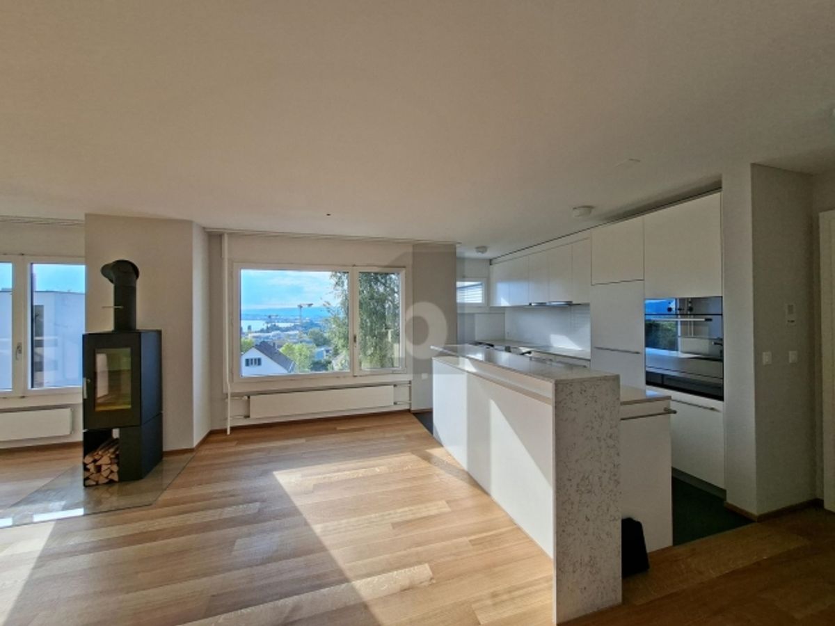 STILVOLL WOHNEN MIT EXKLUSIVEM BLICK - 2