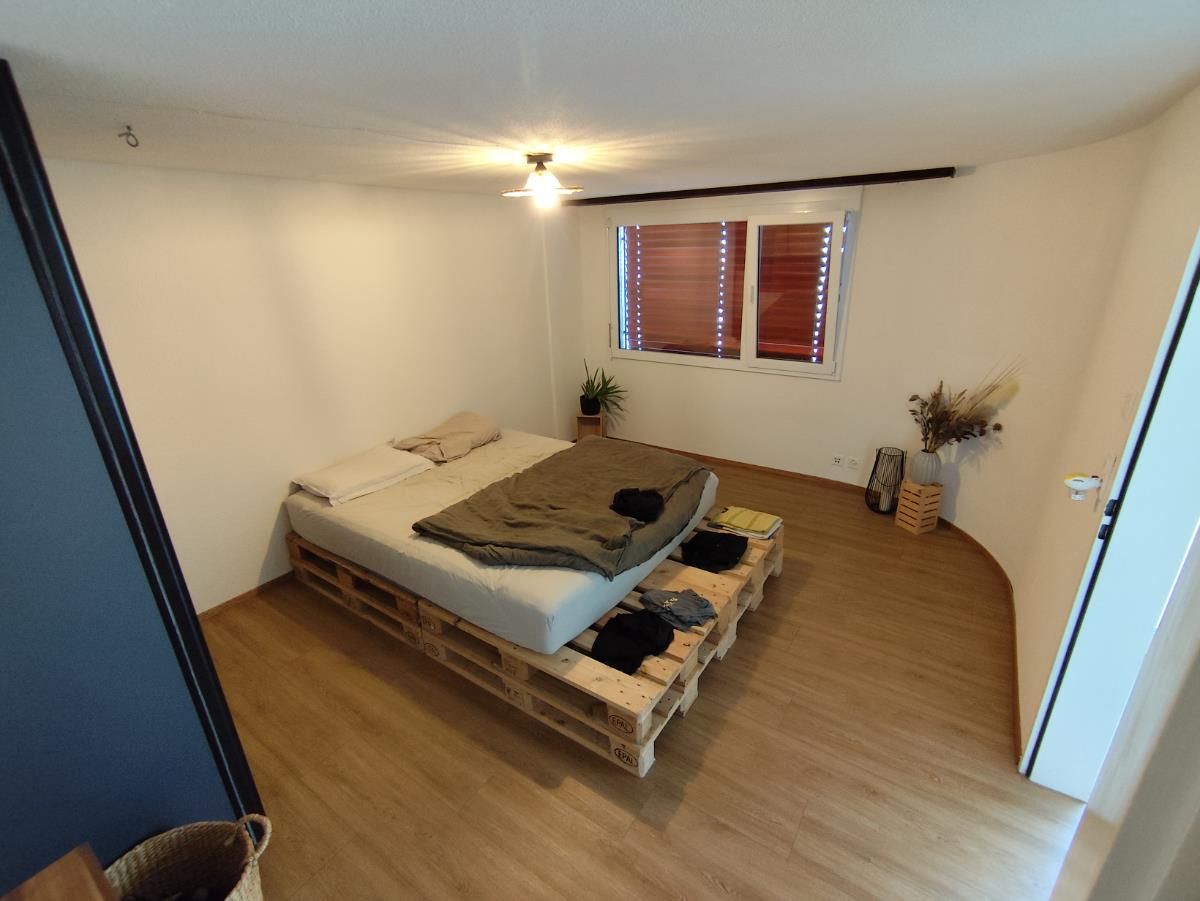 2 Zimmer Wohnung - 4