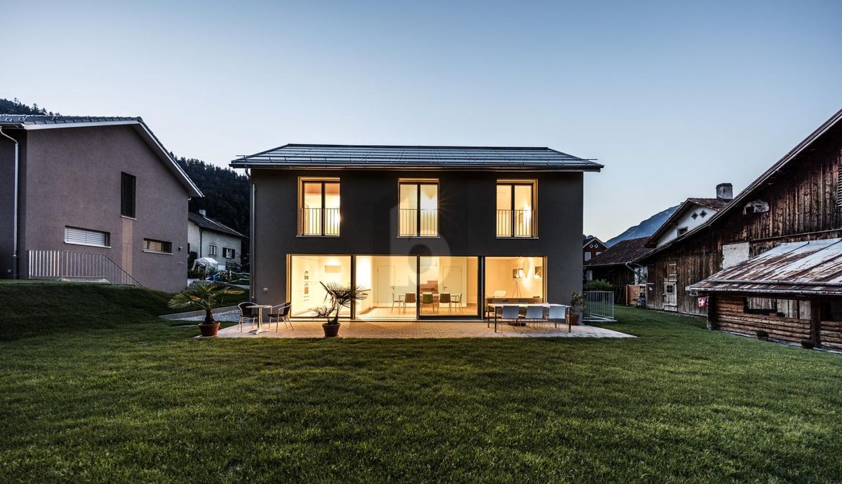 FAMILIENFREUNDLICHER NEUBAU AN RUHIGER LAGE - 2