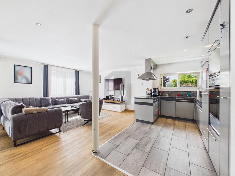 MODERNER GRUNDRISS MIT NEUER ERDSONDENHEIZUNG - 2