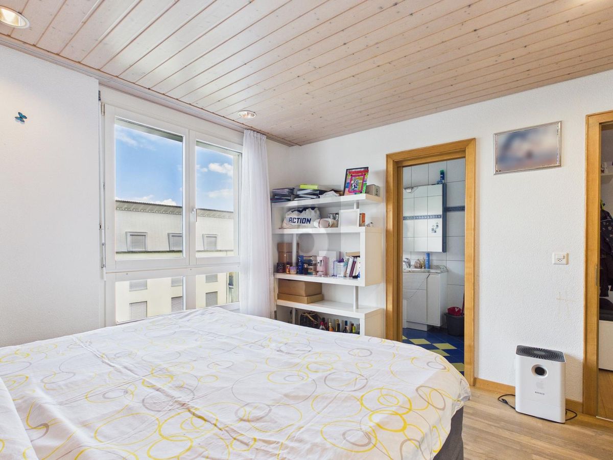 MODERNER GRUNDRISS MIT NEUER ERDSONDENHEIZUNG - 4