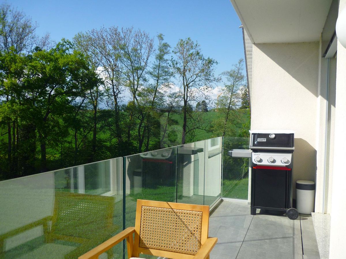 MODERNE, SPACIEUX, ET EN BORDURE DE NATURE ! - 1