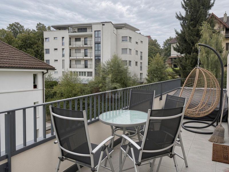 AN ZENTRALER LAGE MIT GROSSZÜGIGEM BALKON - 2