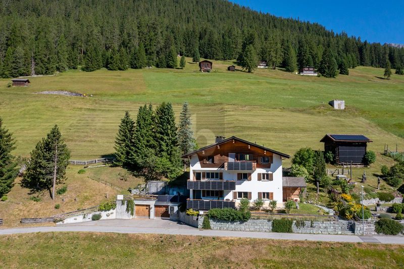 EINMALIGE AUSSICHTSLAGE MIT GROSSEM GRUNDSTÜCK - 1