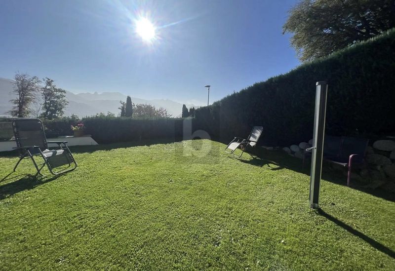 SPACIEUX, JARDIN ET VUE LAC EXCEPTIONNELLE - 4