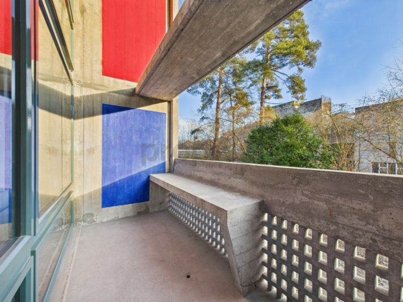 Wohnen in einer Ikone der Schweizer Architektur | Einzigartige Maisonettewohnung im denkmalgeschützten Atelier-5-Ensemble in Flamatt - 9
