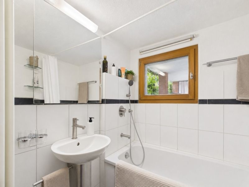 Charmante 6.5-Zimmer-Detached-House mit Bergsicht, Freudwil - 12