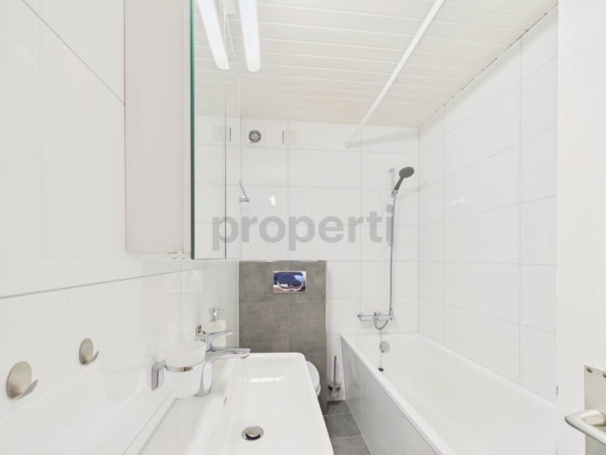 2.5 Zimmer Wohnung - 4