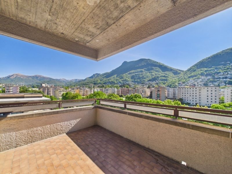 Luminoso Appartamento 5.5 in centro città - Lugano - 9