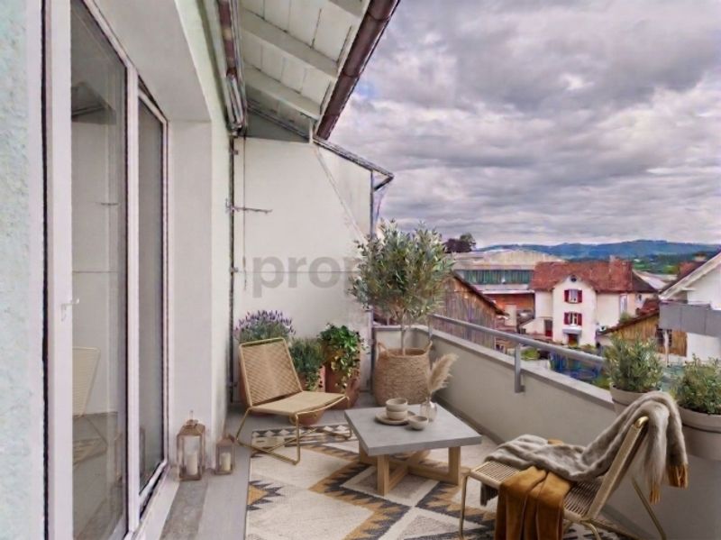 Lichtdurchflutete 3.5-Zi.-Attikawohnung in Stachen  Frisch renoviert, mit Balkon & Parkplatz (Nähe Bodensee) - 7