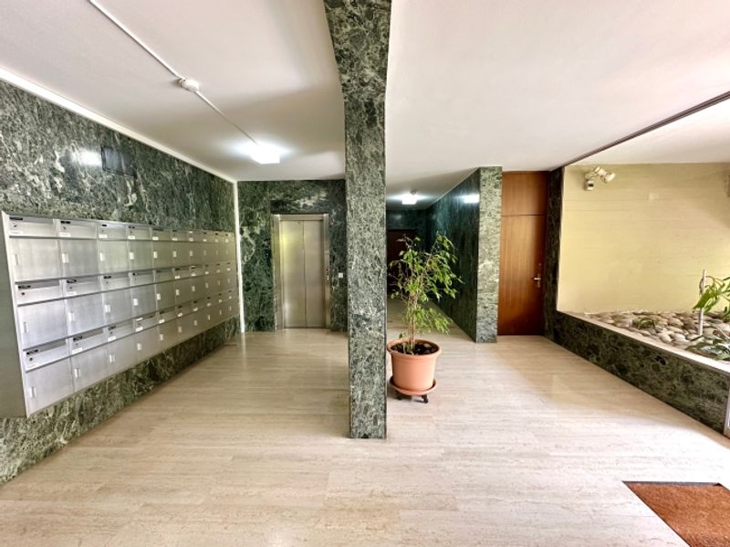Immobile Moderno e Accogliente con Terrazza e Accessibilità a Lugano - 7