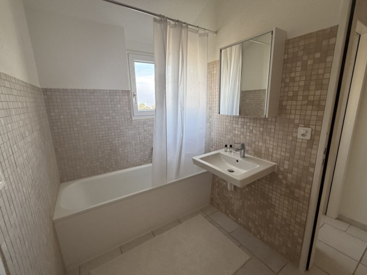 3½ ZIMMER-ATTIKAWOHNUNG IN HORGEN (ZH), MÖBLIERT - 3