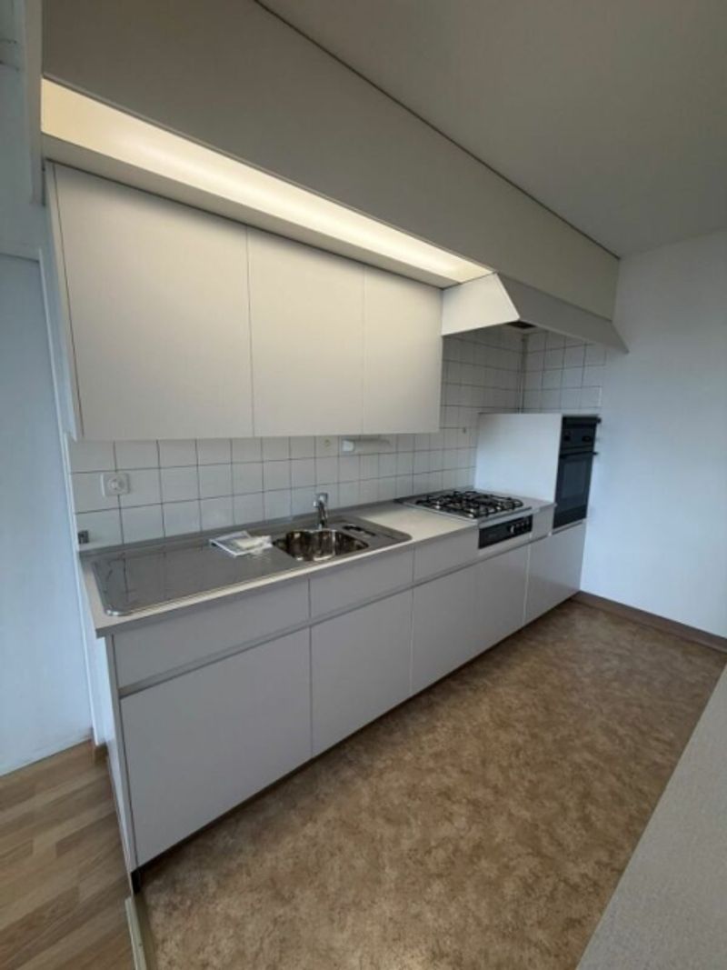 Geräumige 2.5 Zimmerwohnung jetzt zu vermieten! - 6