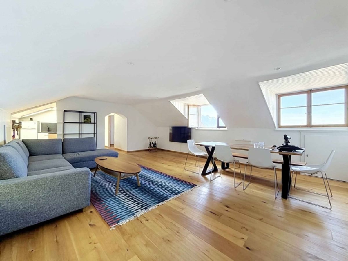 EINE CHARMANTE WOHNUNG AUF DEN GIPFELN VON MONTREUX - 2
