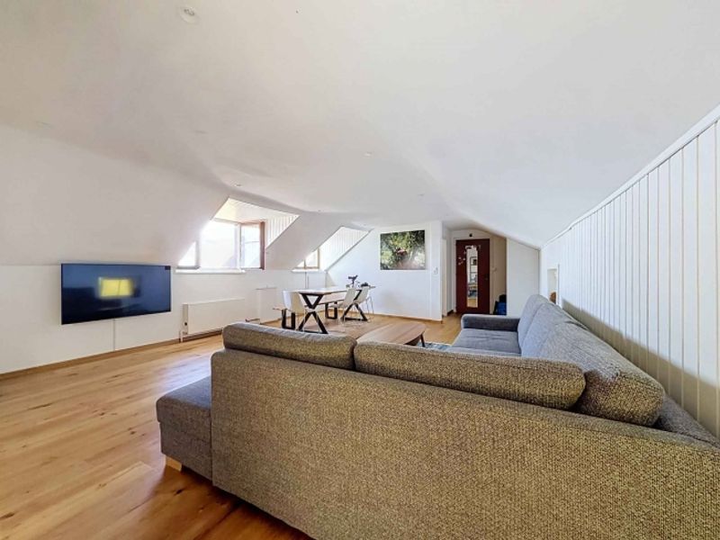 EINE CHARMANTE WOHNUNG AUF DEN GIPFELN VON MONTREUX - 4