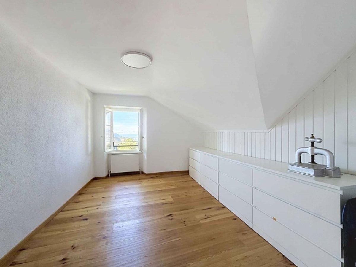 EINE CHARMANTE WOHNUNG AUF DEN GIPFELN VON MONTREUX - 8