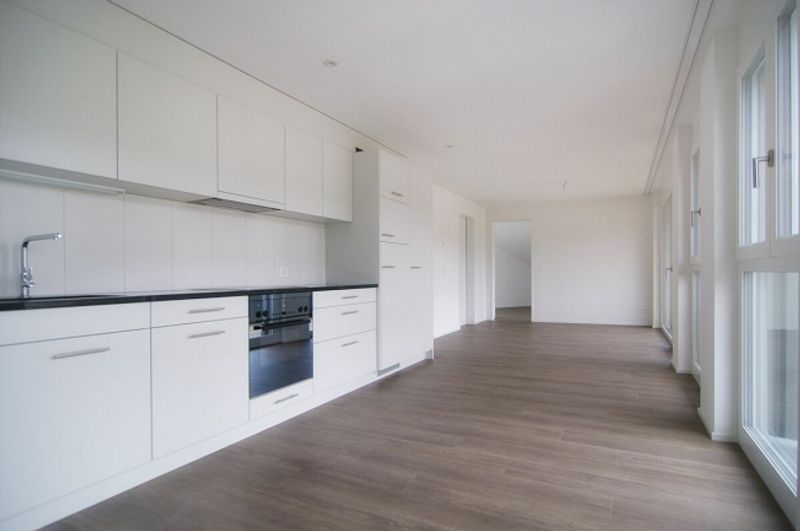 4.5 Zimmer Designer Wohnung zu vermieten - 3