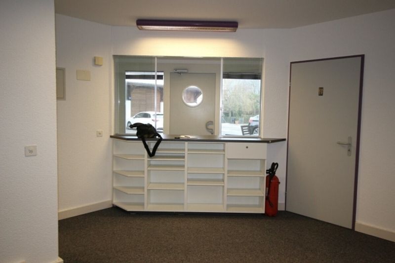 Zur Miete Gewerbliche / Bürofläche von etwa 80 m² - 2