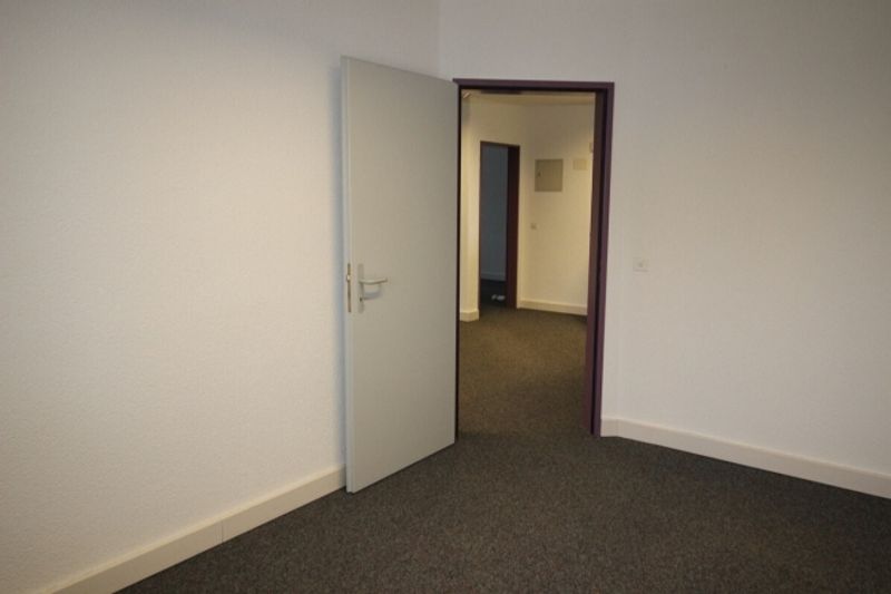 Zur Miete Gewerbliche / Bürofläche von etwa 80 m² - 4