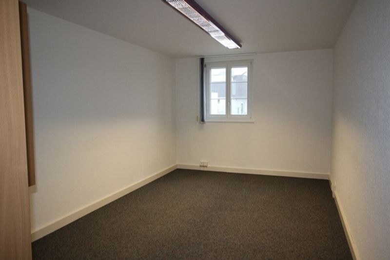 Zur Miete Gewerbliche / Bürofläche von etwa 80 m² - 9
