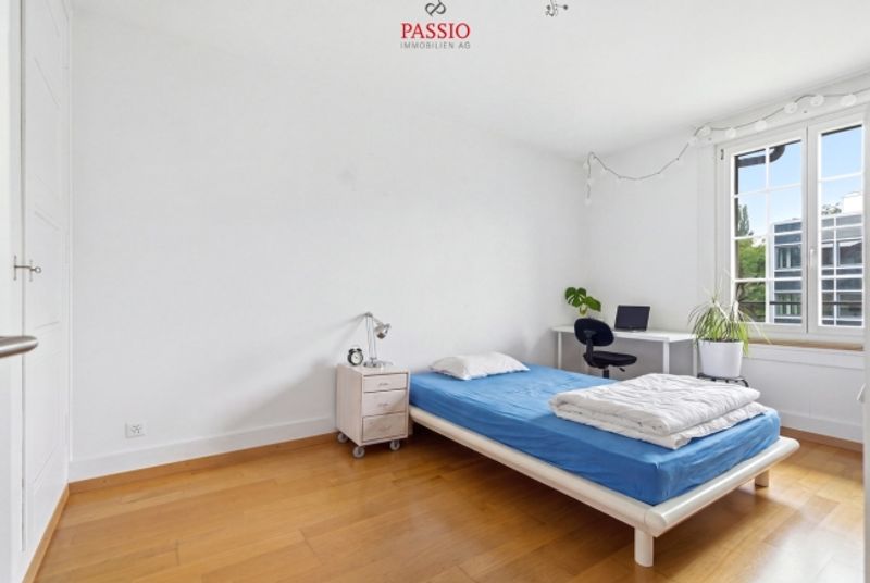 Altbaucharme in Bern – 3-Zimmer-Wohnung mit grosszügiger Laube - 11