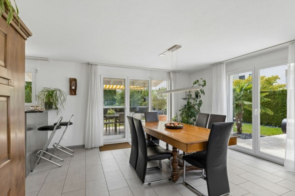 Familienfreundliches 6-Zimmer-Einfamilienhaus mit Garten - 7