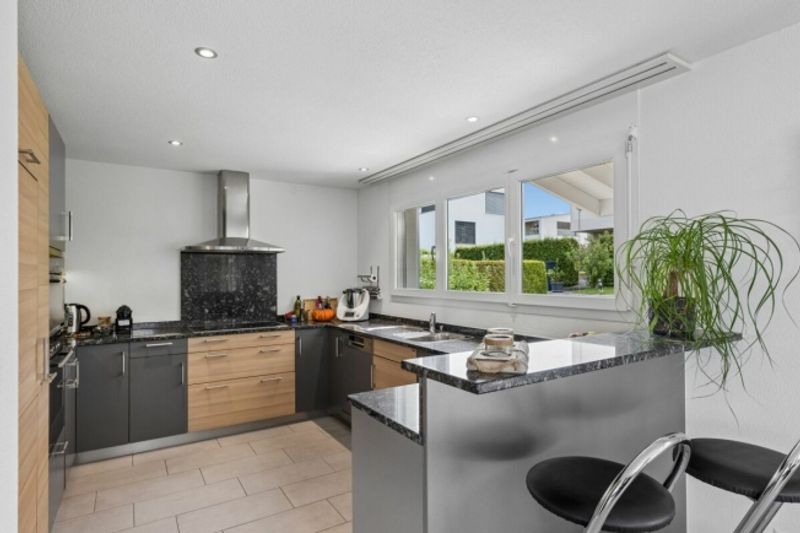 Familienfreundliches 6-Zimmer-Einfamilienhaus mit Garten - 10