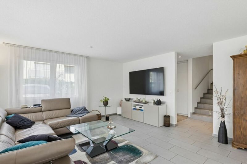 Familienfreundliches 6-Zimmer-Einfamilienhaus mit Garten - 11
