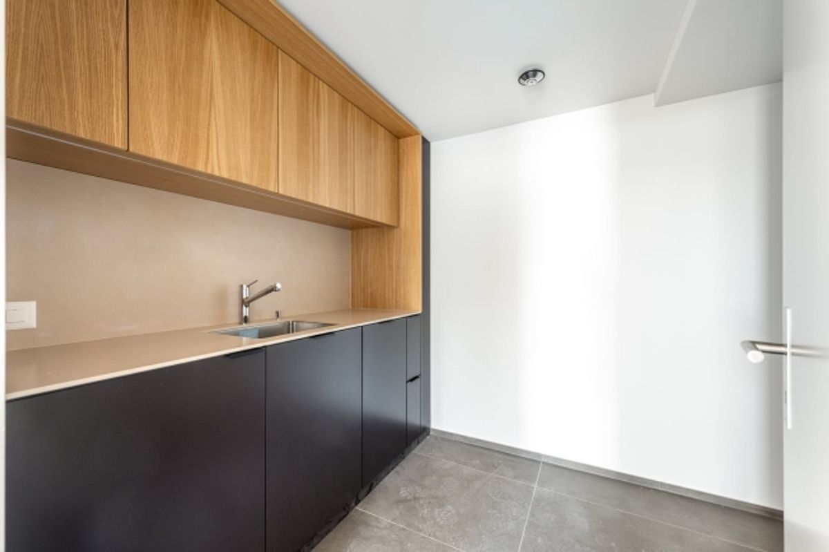 Altstadtflair & Neubaukomfort Ihre neuen Büroräumlichkeiten - 2