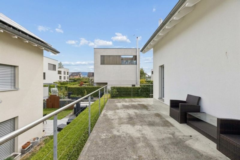 Familienfreundliches 6-Zimmer-Einfamilienhaus mit Garten - 15
