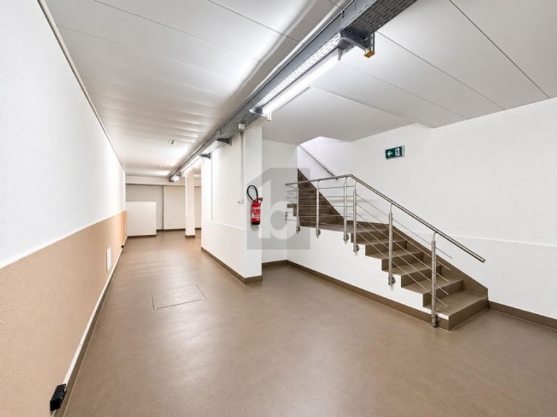 ESPACE POLYVALENT ET CENTRAL - 4