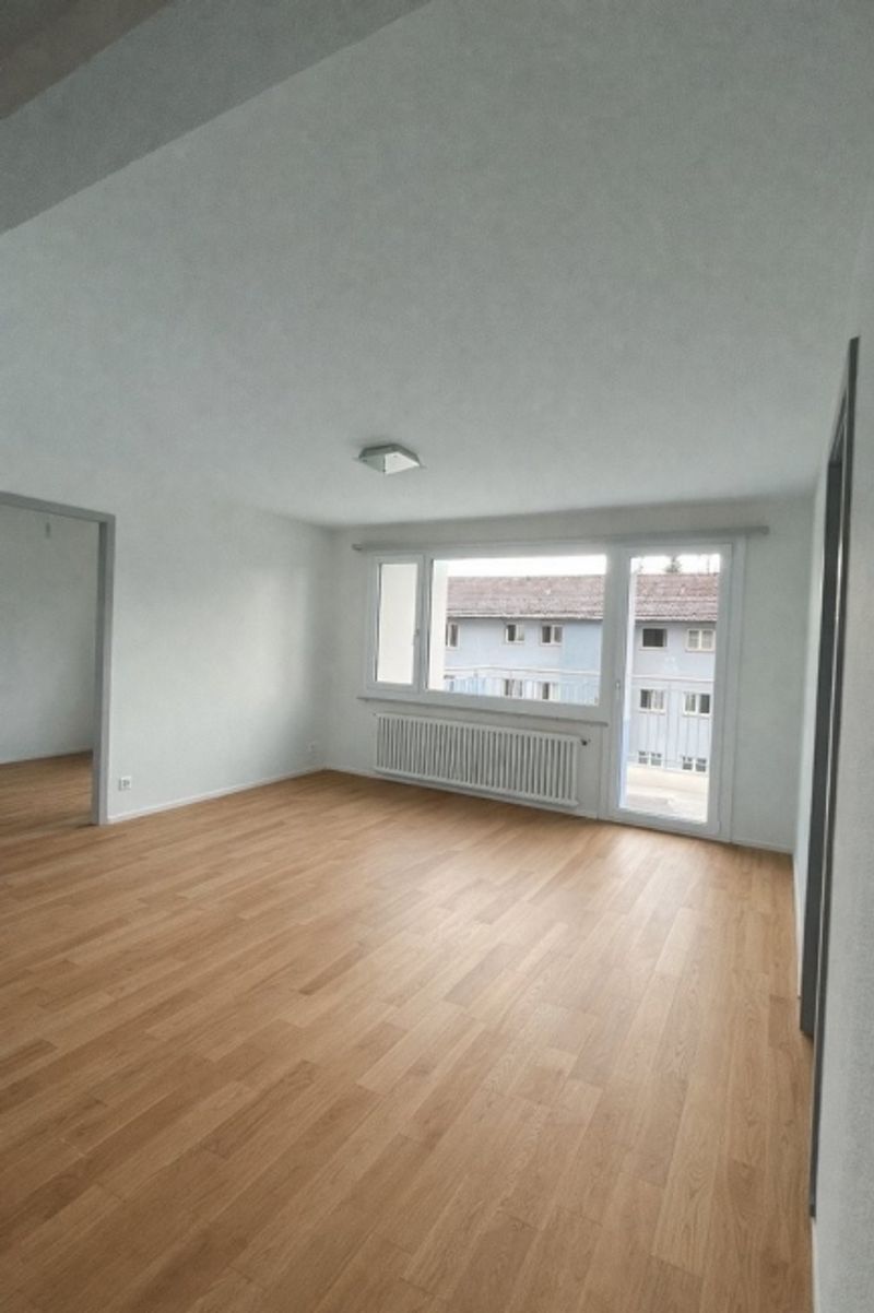 Frisch saniert wohnen an ruhiger und zentraler Lage in Dietikon - 4